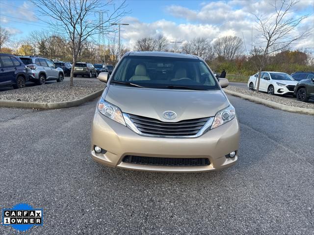 2014 toyota sienna xle