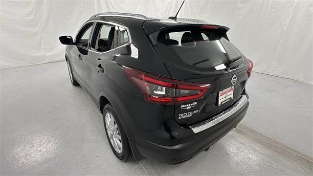 2021 nissan rogue sport sv