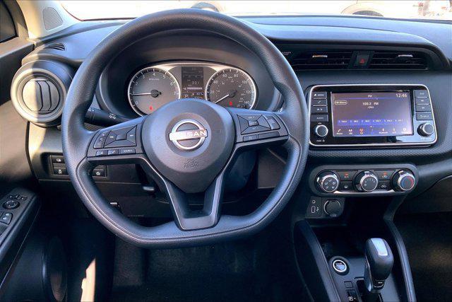 2024 nissan kicks s