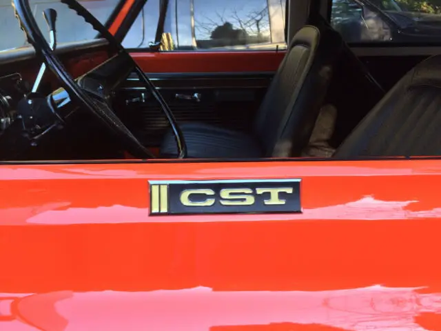 1971 k5 blazer cst hugger orange (frame on restoration)