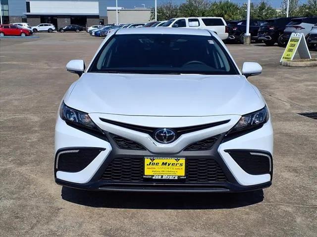 2024 toyota camry se