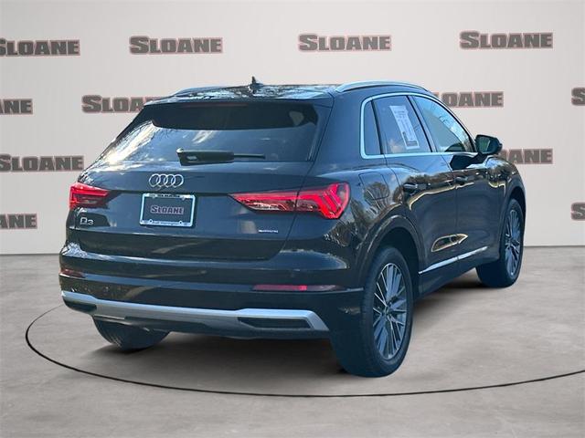 2022 audi q3 40 premium