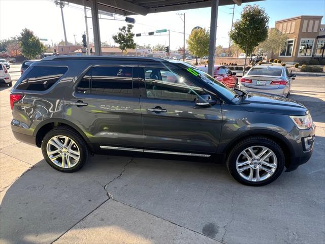 2017 ford explorer xlt