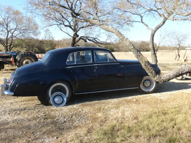 1957 silver cloud ii, the last year of the sc i series. no reserve