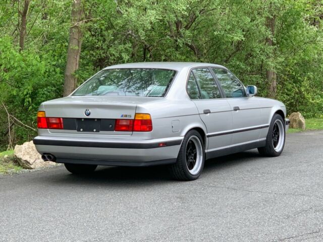 1991 bmw m5 e34 metalic silver fresh paint matching numbers no reserve