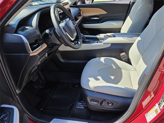 2024 toyota grand highlander limited