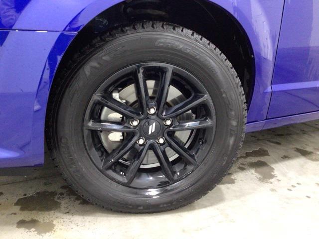 2020 dodge grand caravan se
