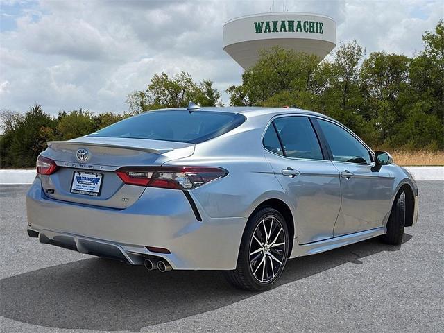 2023 toyota camry se
