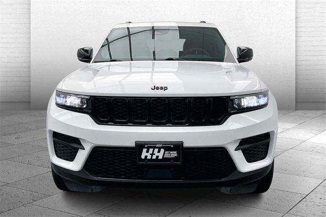 2023 jeep grand cherokee altitude