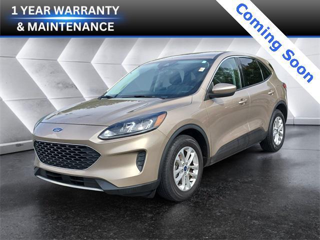 2021 ford escape se