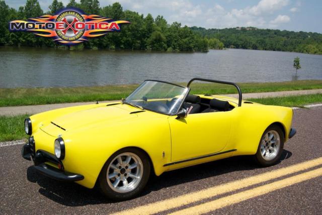 1957 alfa romeo giulietta roadster