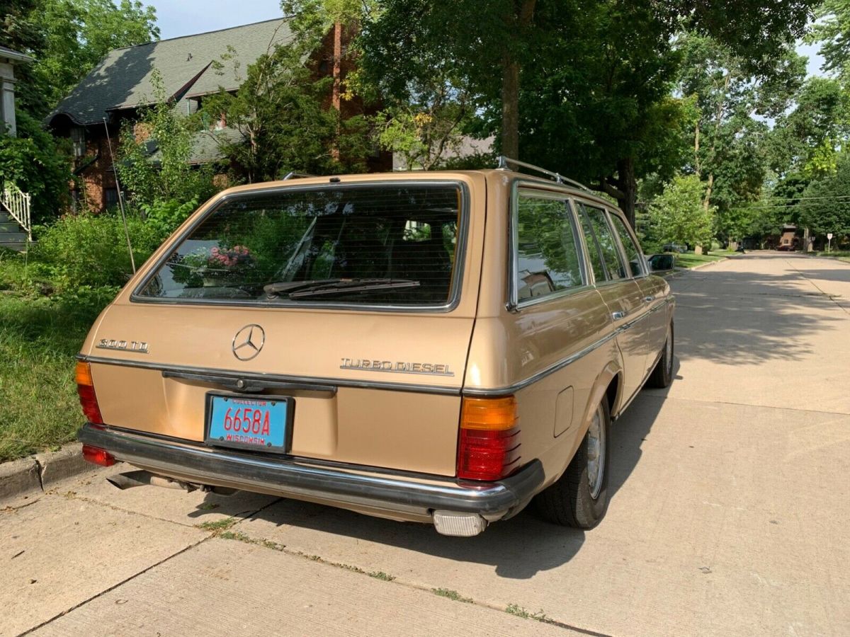 1983 mercedes-benz 300td wagon, rare euro export model with sunroof, no reserve