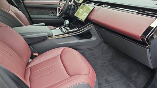 2025 Land Rover Range Rover Sport