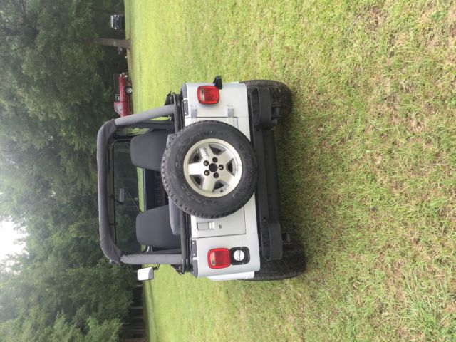 1987 jeep wrangler base sport utility 2-door 4.2l no reserve