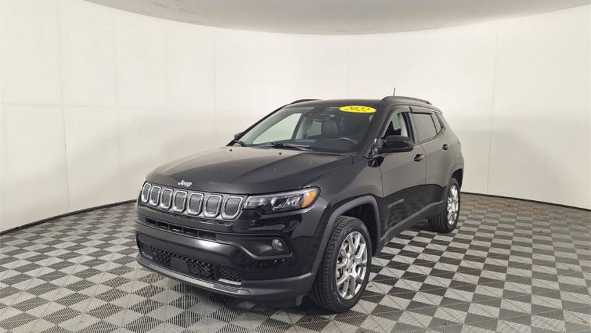 2022 jeep compass latitude lux