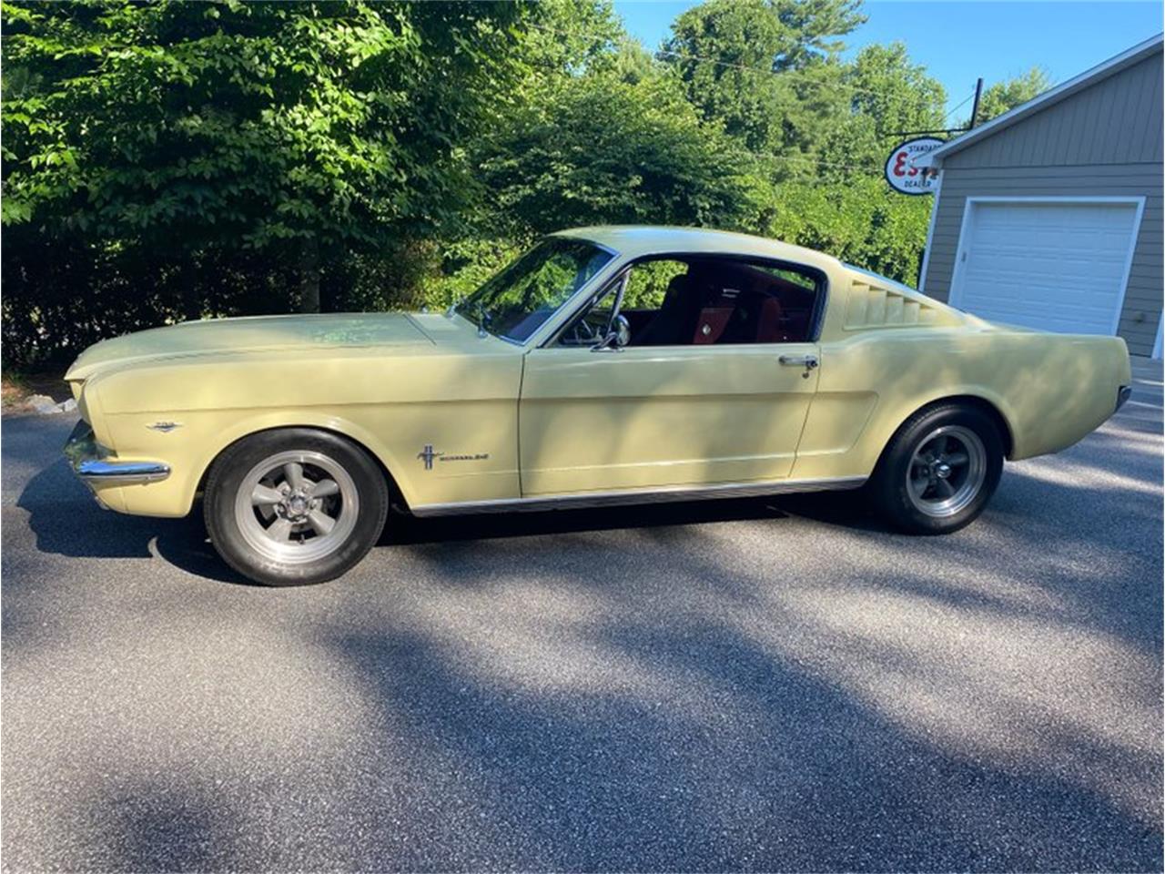 1966 ford mustang