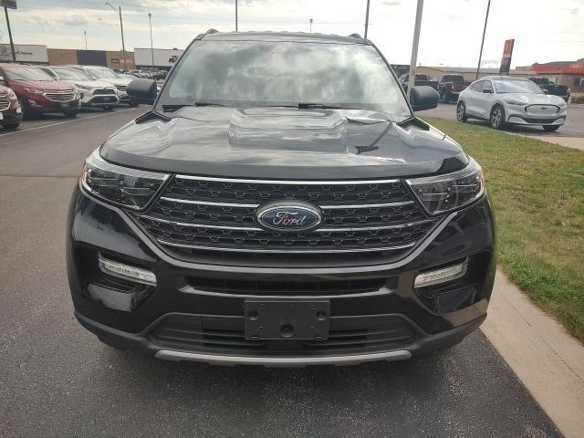 2022 ford explorer xlt