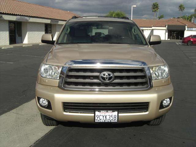 2010 toyota sequoia sr5