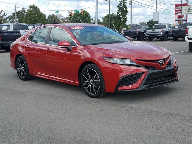 2022 toyota camry se