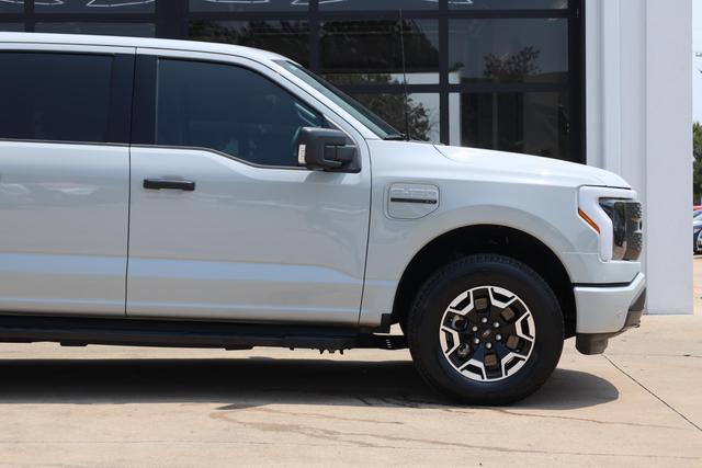 2023 ford f-150 lightning xlt