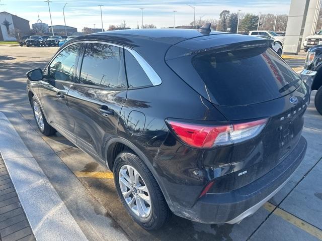2021 ford escape se