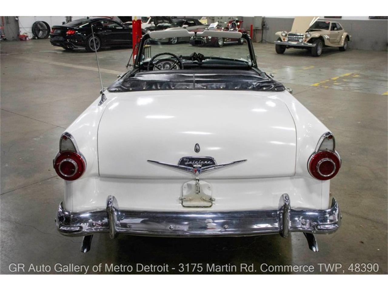 1956 ford fairlane