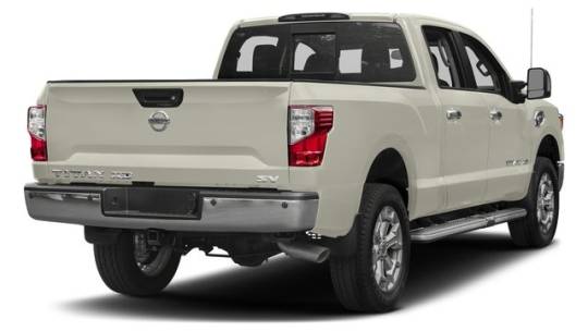 2017 Nissan Titan