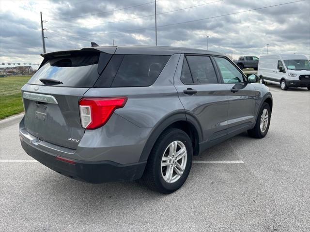 2022 ford explorer base