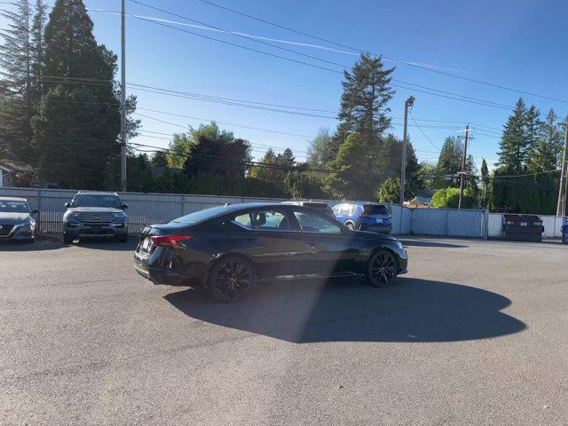 2022 nissan altima sr fwd