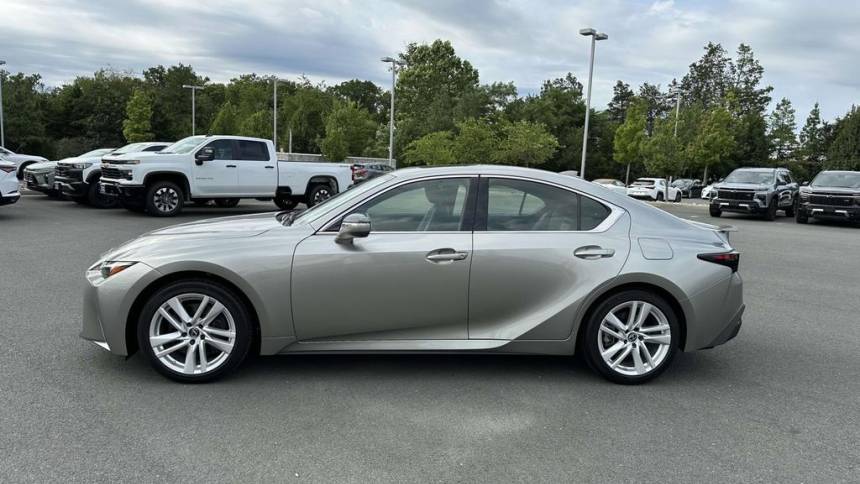 2021 lexus is 300 base