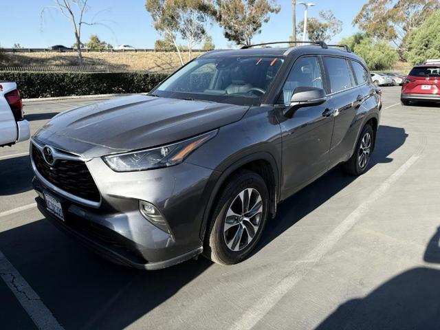 2023 toyota highlander xle