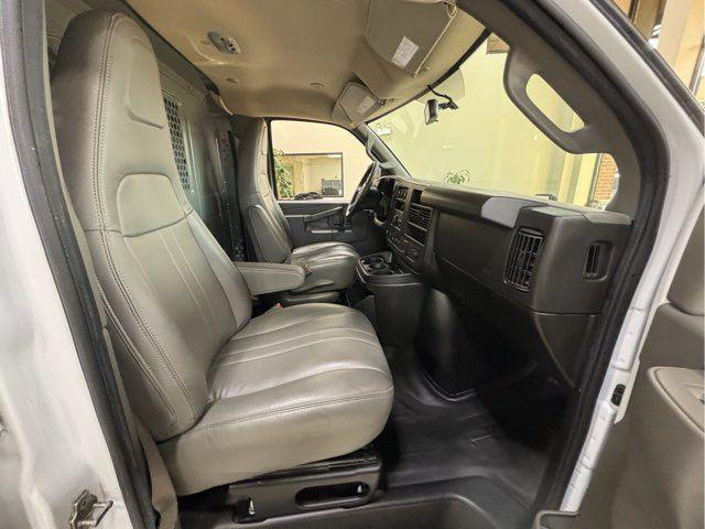 2022 chevrolet express 2500 rwd 2500 regular wheelbase wt