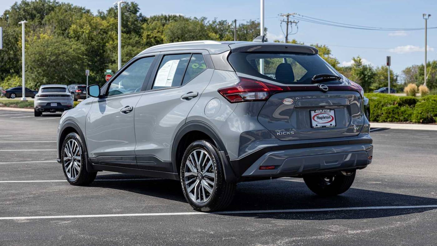 2023 nissan kicks sv