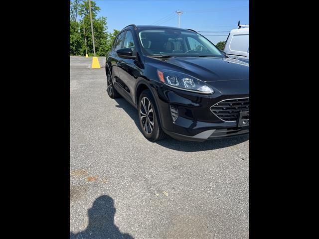 2021 ford escape se