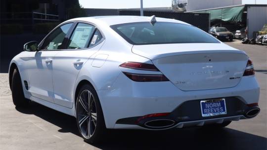 2025 Genesis G70