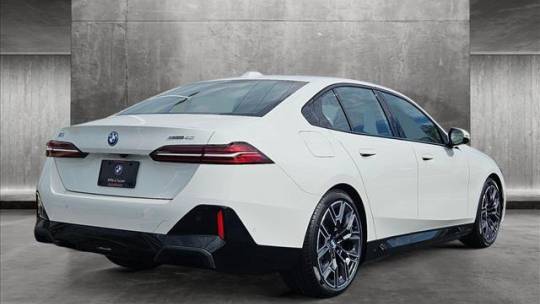 2024 BMW i5