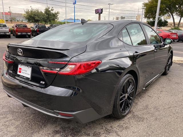 2025 toyota camry se