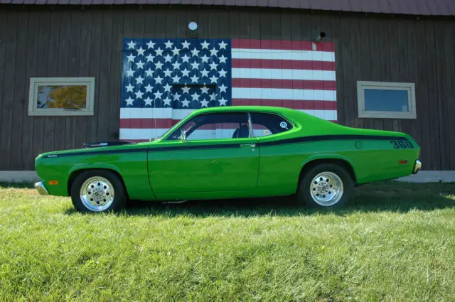 excellent 1971 plymouth duster restomod sassy grass green 360 magnum mopar 385hp