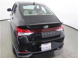 2023 Hyundai Elantra se