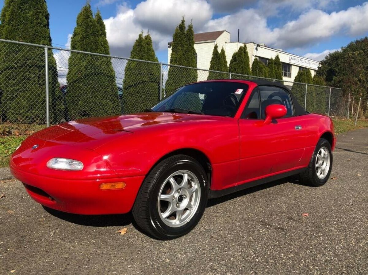 1994 mazda miata conv. red m edtion a/c 31,000 original miles