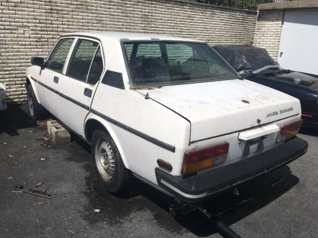 1978 alfa romeo - 4 door sedan