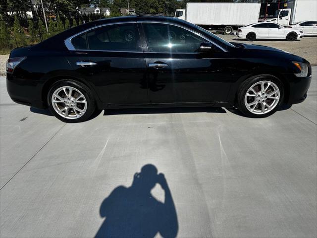 2012 nissan maxima sv