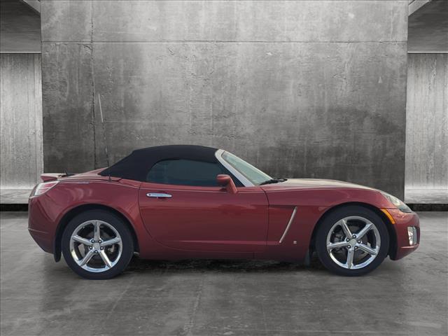 2009 saturn sky red line