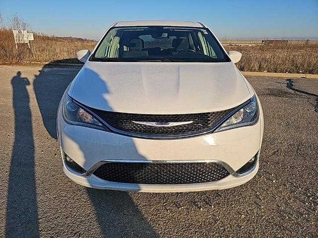 2020 chrysler pacifica touring