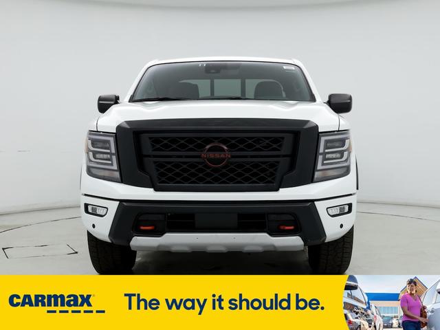 2023 nissan titan pro-4x