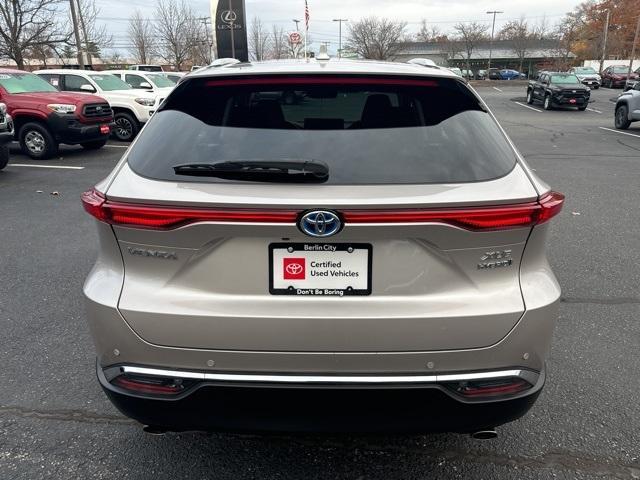 2021 toyota venza xle