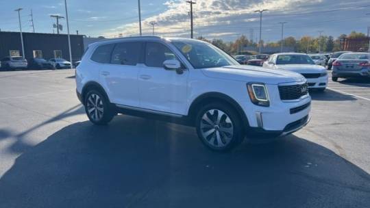 2022 kia telluride s
