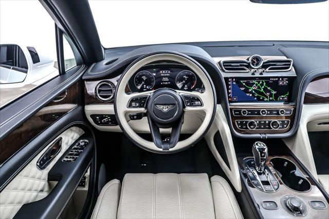 2021 bentley bentayga v8