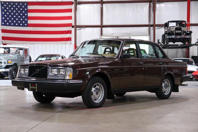 1983 volvo 240 gl 4dr sedan
