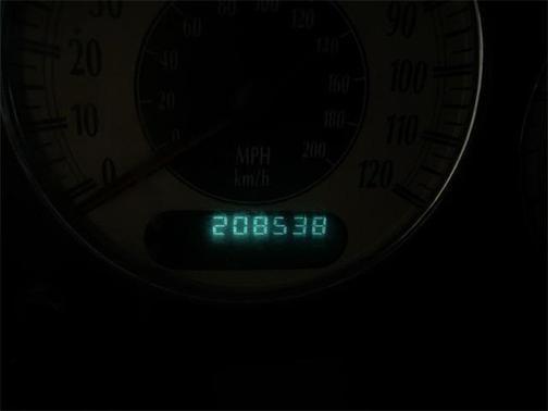 2001 chrysler town & country in co bluffs, iowa